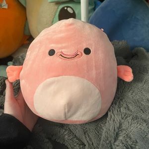 8” Eric the Blobfish squishmallow